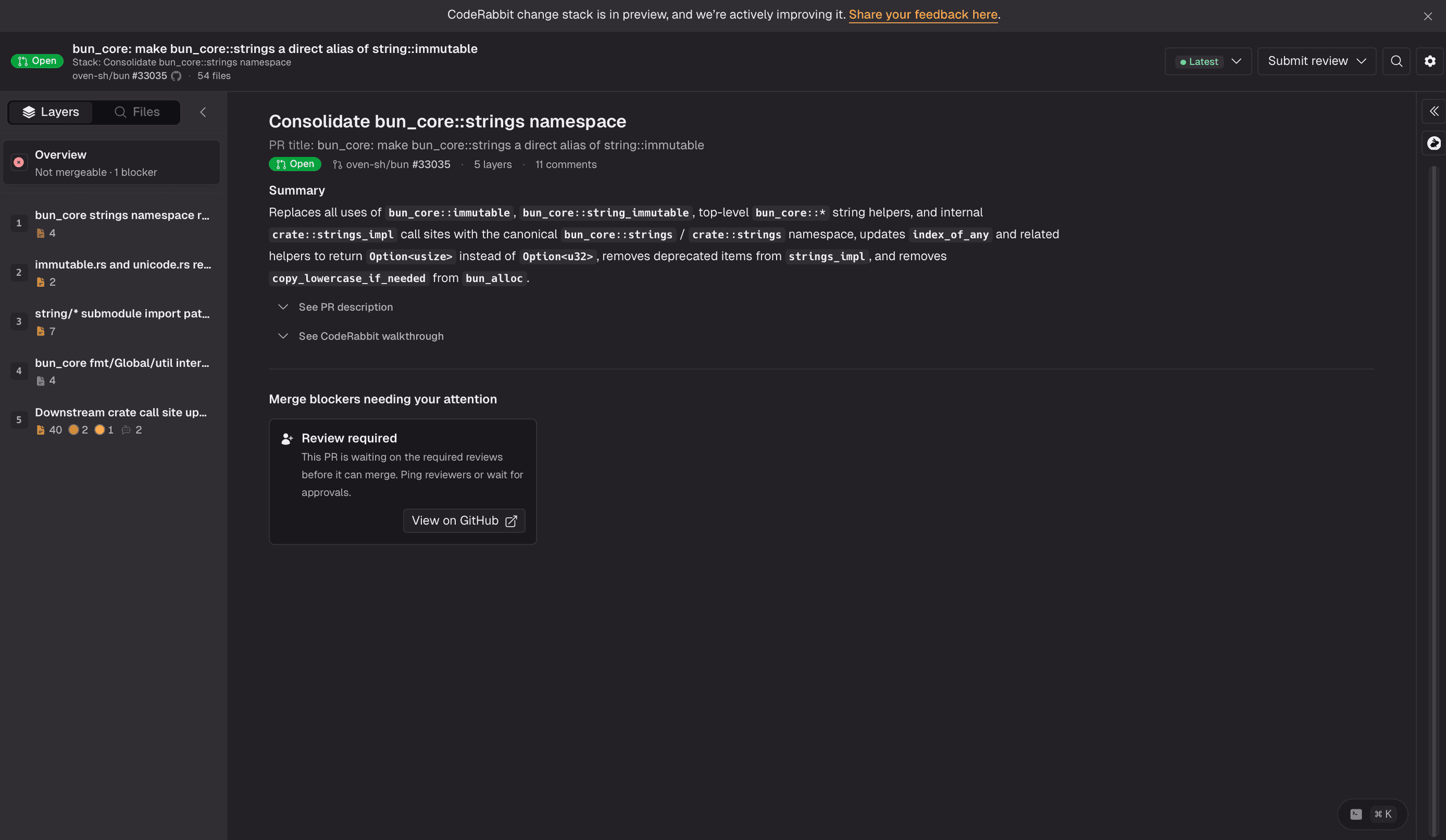 Page d’aperçu d’une pull request dans CodeRabbit avec les couches de changements, le résumé et les points qui demandent une attention particulière.
