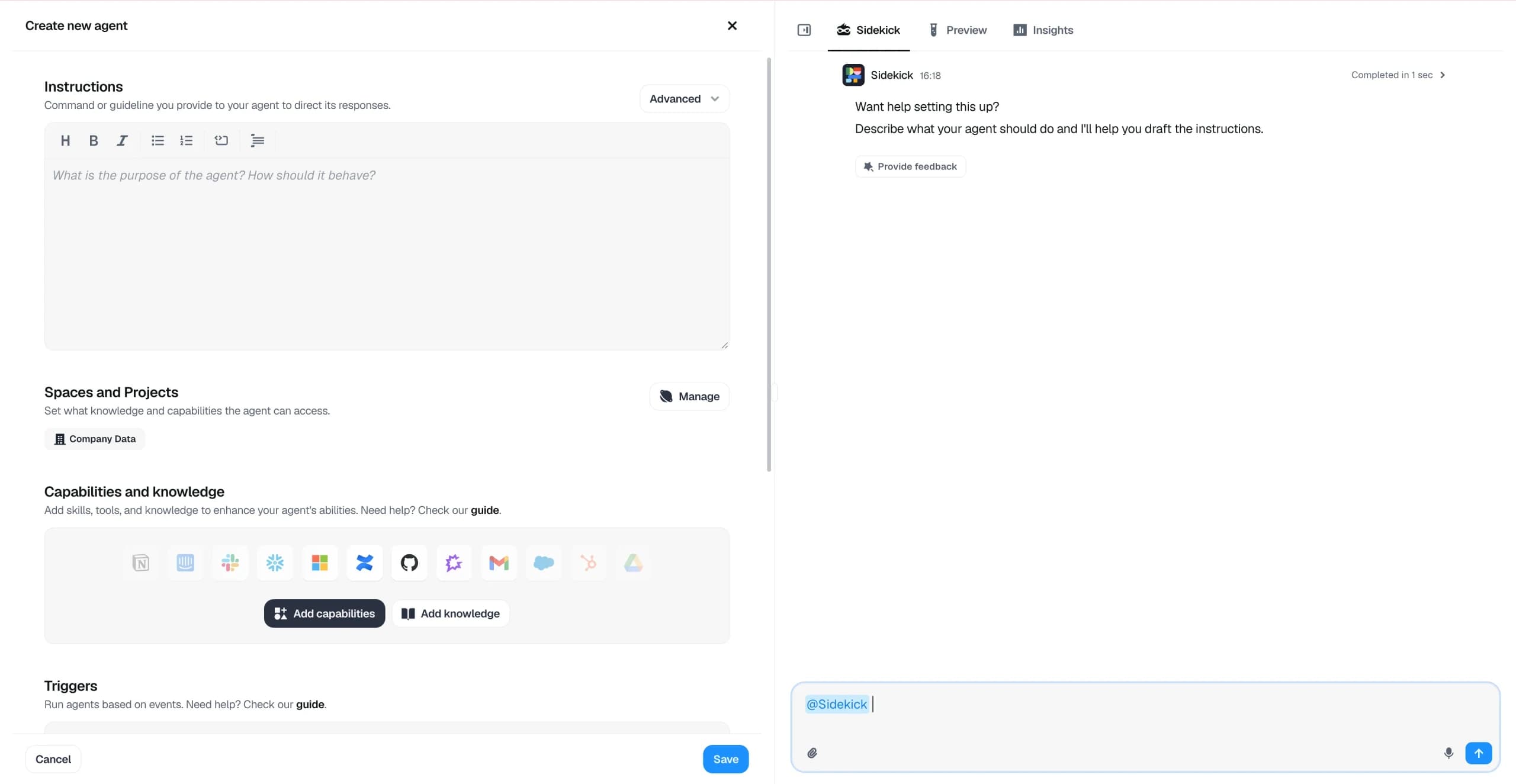 Éditeur de création d’agent Dust : instructions, accès aux espaces, ajout de capacités et de connaissances via les connecteurs, déclencheurs, et assistant Sidekick à droite.