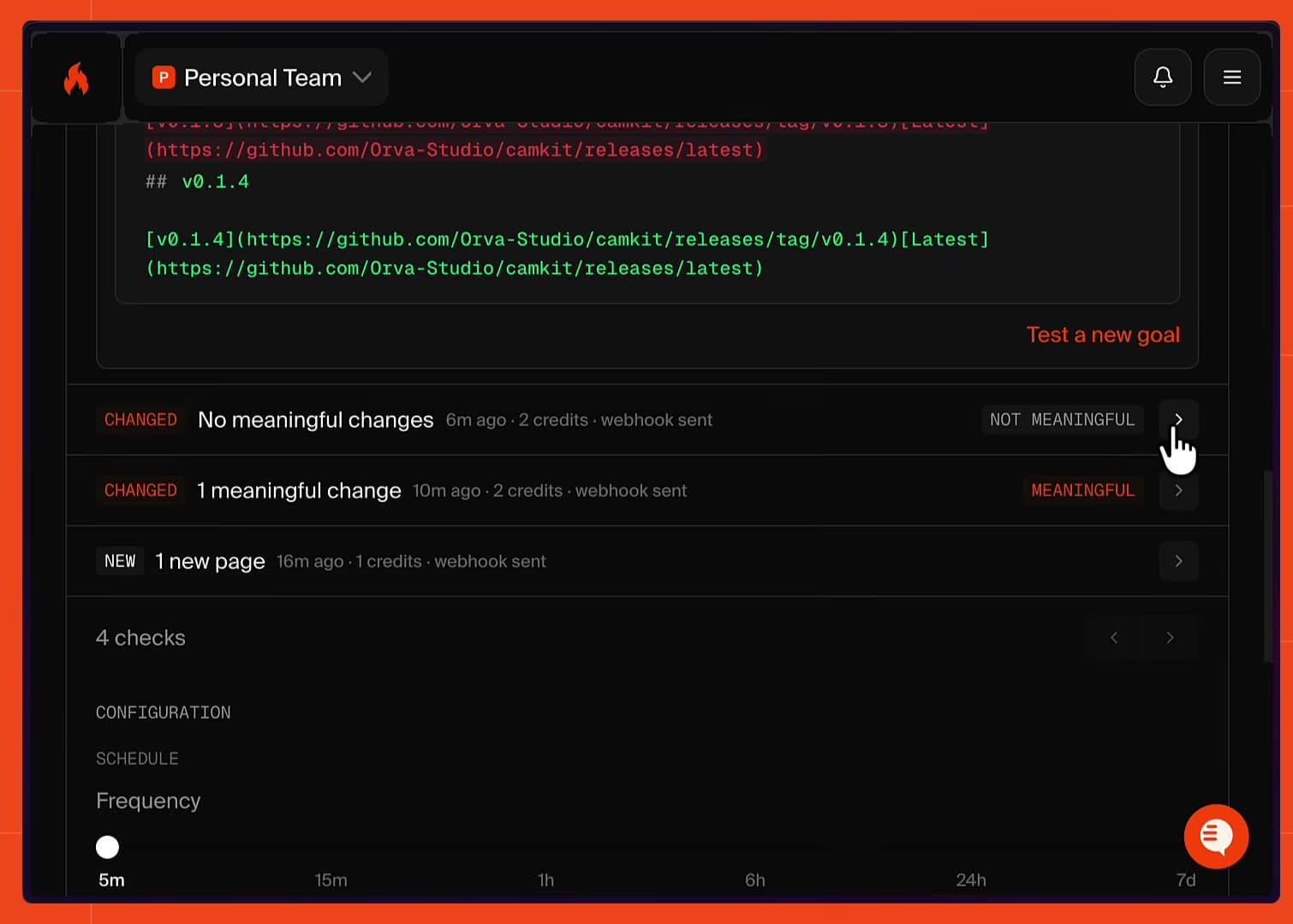 Tableau de bord Firecrawl présentant les modifications détectées sur une page et les paramètres de surveillance.
